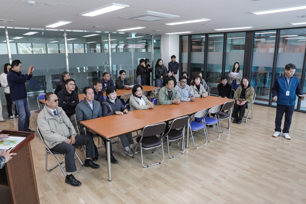 제320회 임시회 선진지 견학 [대전 갑천생태호수공원] 이미지(3)