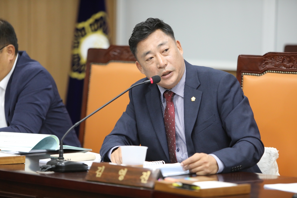 2024년 10월 25일 의원간담회 이미지(4)