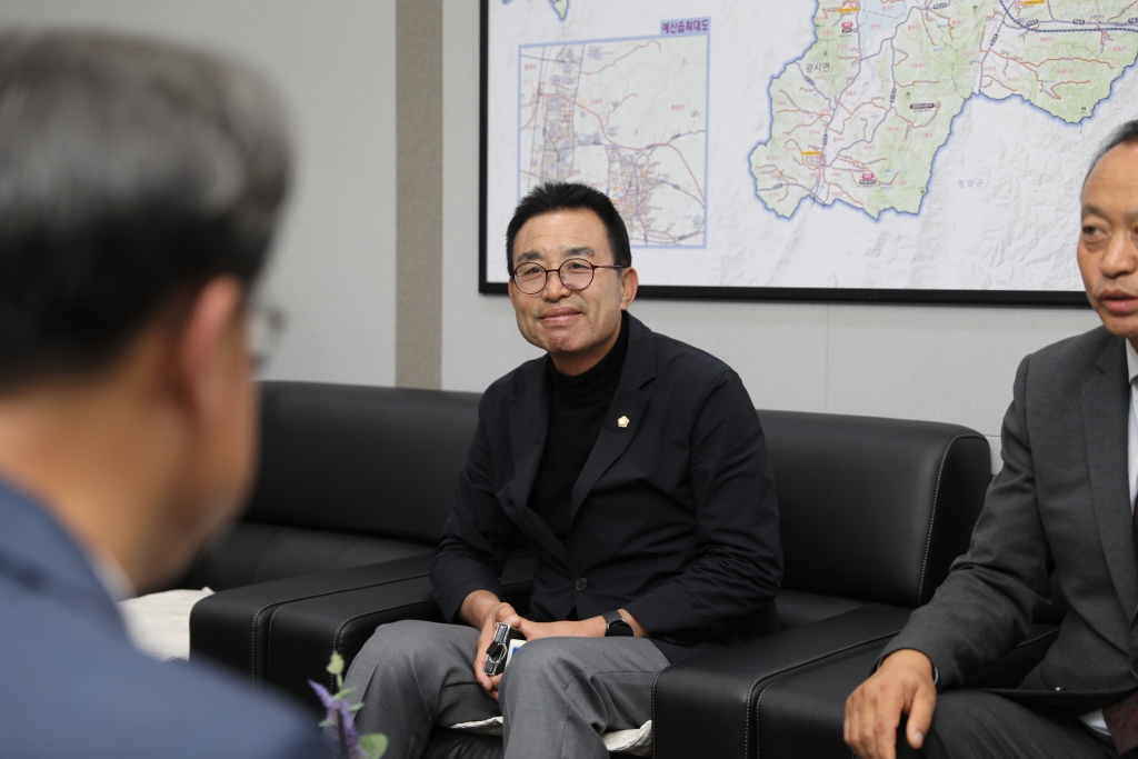 제9대 예산군의회 후반기 의장, 부의장 기관 방문 이미지(3)