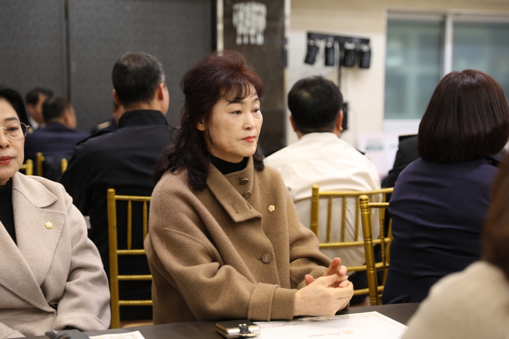 예산소방서 의용소방대연합회 2024년 성과보고회 및 성금기탁 이미지(3)