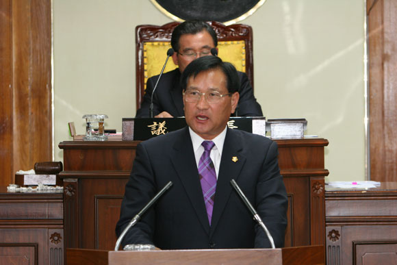 이한두 의원 군정질문 모습 이미지(1)