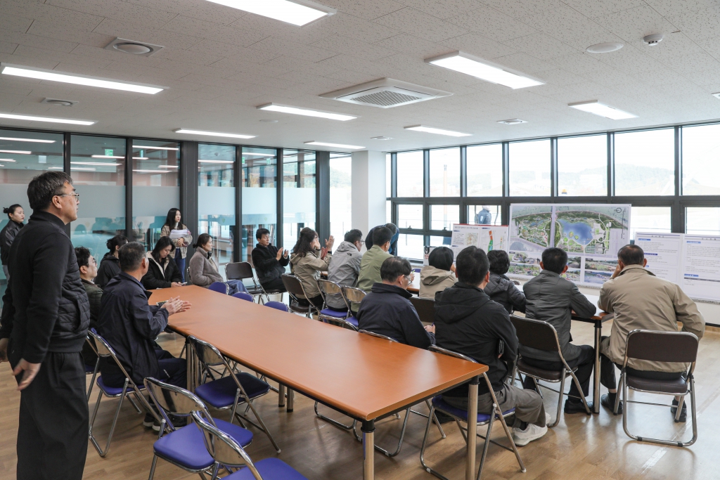 제320회 임시회 선진지 견학 [대전 갑천생태호수공원] 이미지(4)
