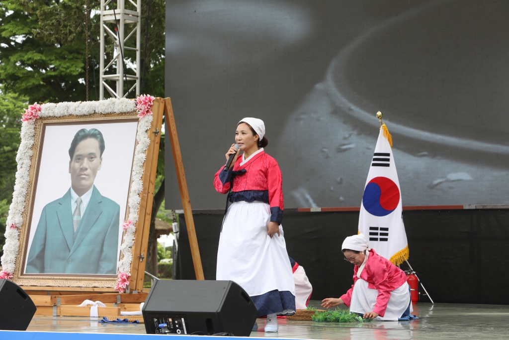 윤봉길의사 상하이 의거 제92주년 기념식 이미지(3)