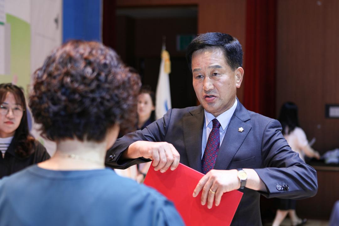 '제27회 사회복지의 날 기념식' 게시글의 사진(4) '049A2441 복사.jpg'
