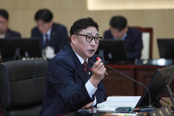 
                                    제322회 임시회 2차 본회의