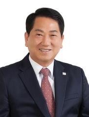 
                                                이상우