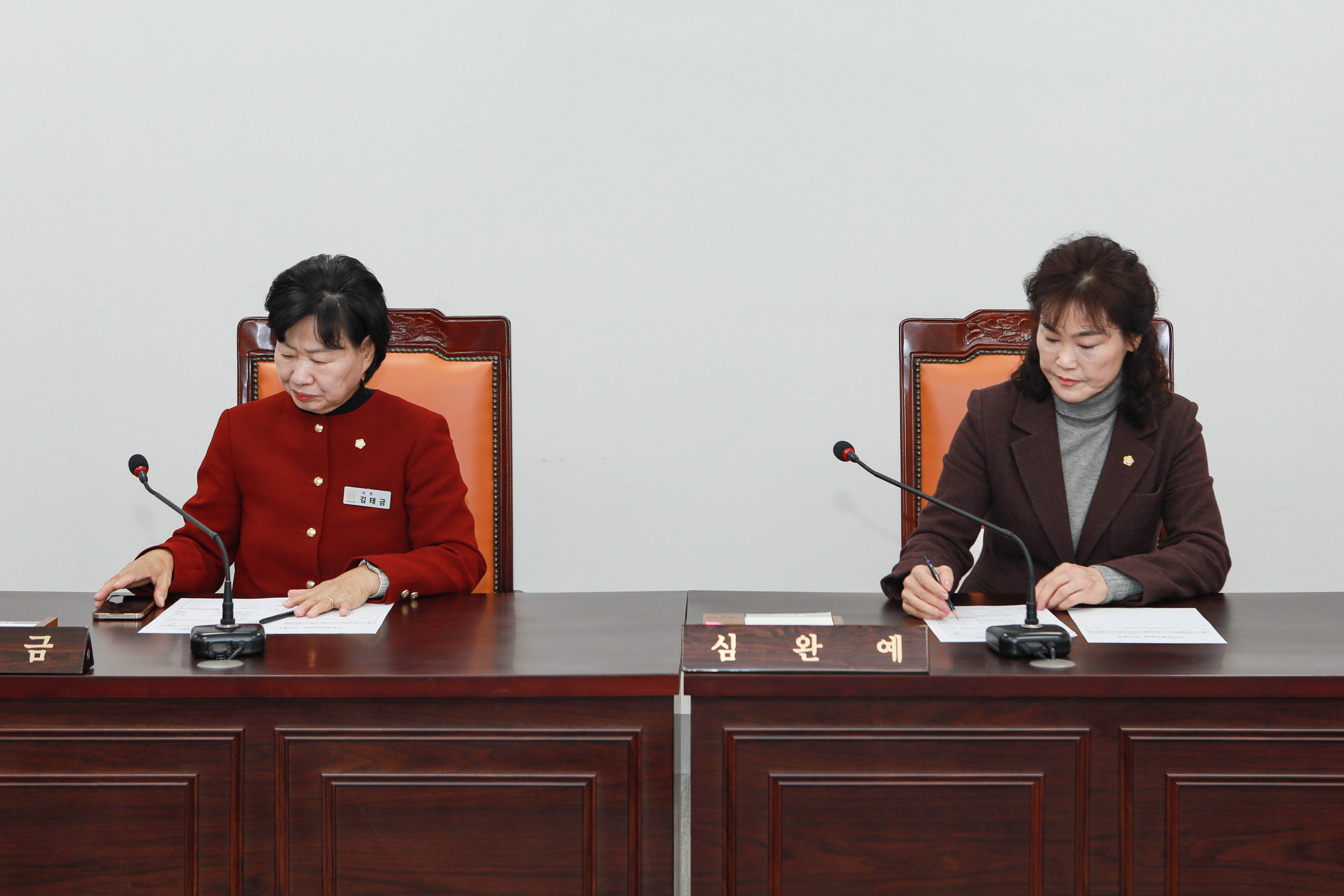 '2026년 1월 8일 의회운영위원회' 게시글의 사진(3) '049A2725 복사.jpg'