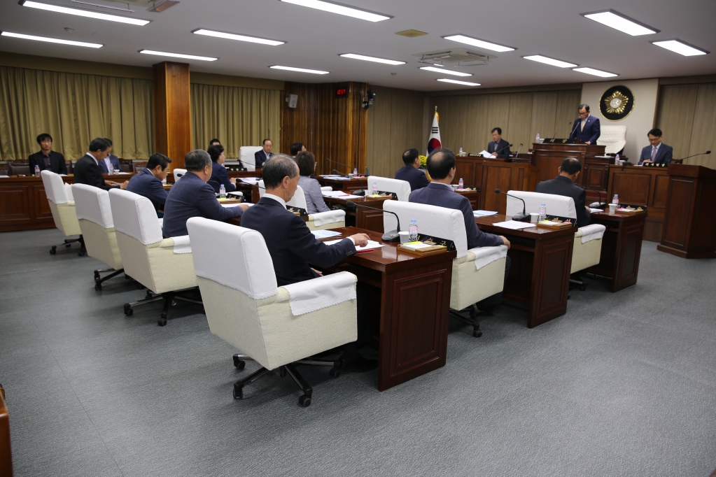 제225회 예산군의회(임시회) 제2차 본회의