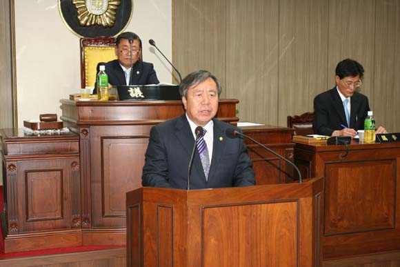 제6대 예산군의회 전반기 부의장