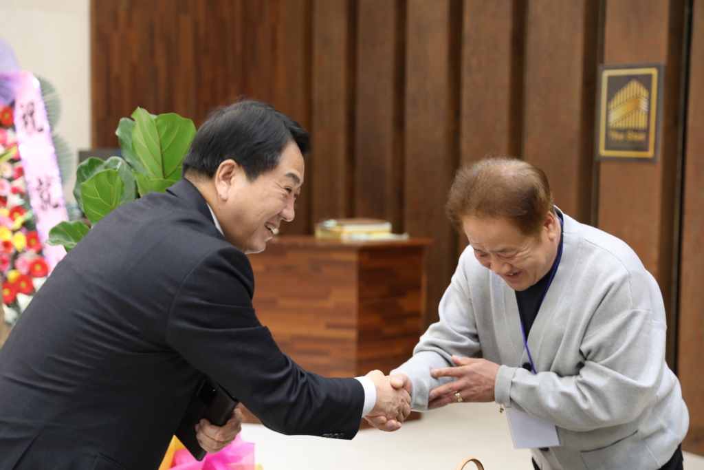 한국BBS 대전·충남연맹 예산지회 지회장 이·취임식 참석