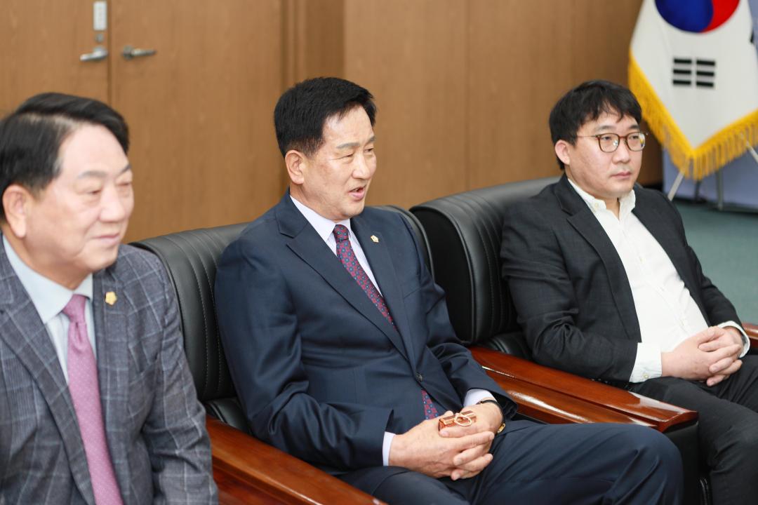 '예산군의회 결산검사위원 위촉식' 게시글의 사진(4) '049A8089 복사.jpg'