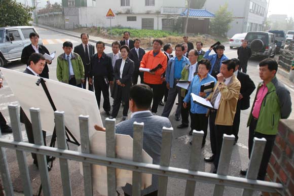 금오초등학교 진입로 확.포장사업장 답사