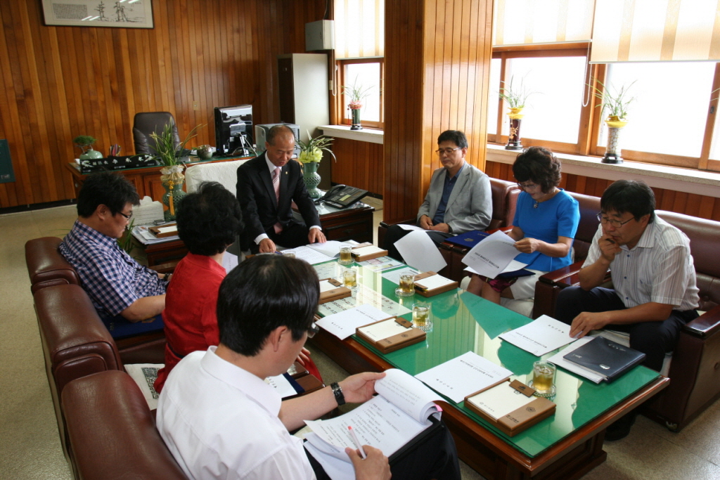 예산군의회 의원 공무국외 여행 심사