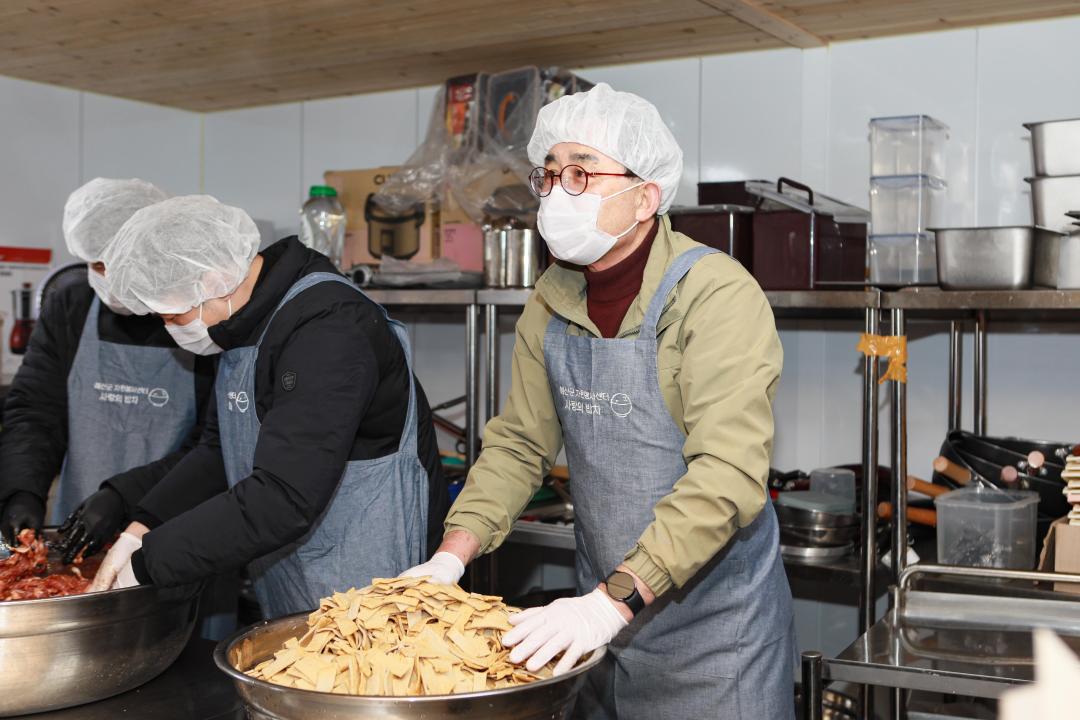 '예산군자원봉사센터 사랑의 밥차 운영' 게시글의 사진(5) '049A6974 복사.jpg'