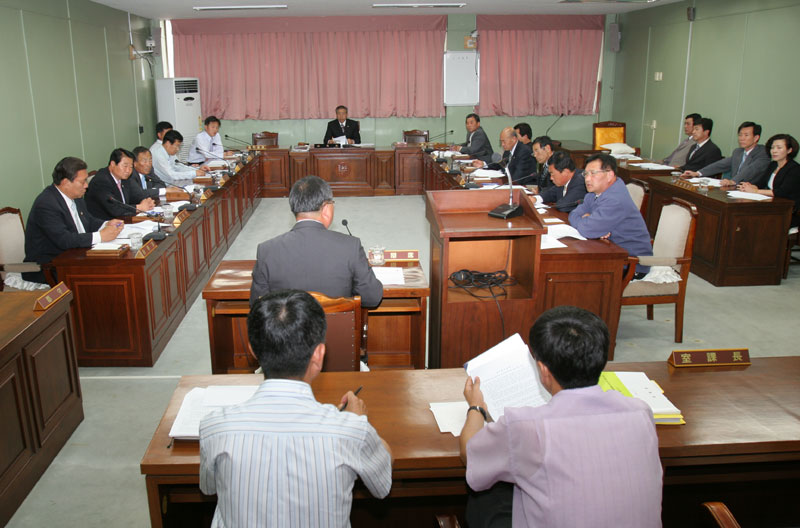 6월7일 의원정기간담회