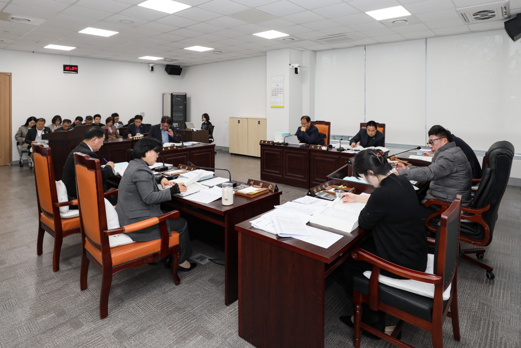 2025년 12월 11일 산업건설위원회