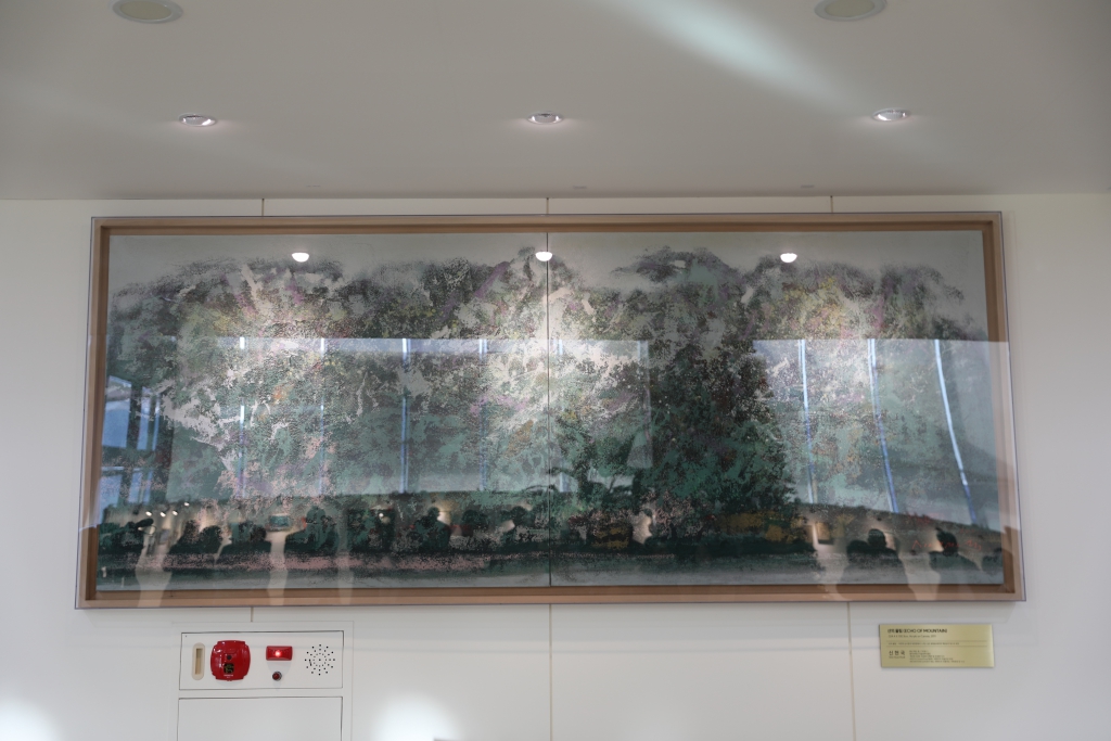 서양화가 신현국 화백  『산의 울림』기증식 개최 개획