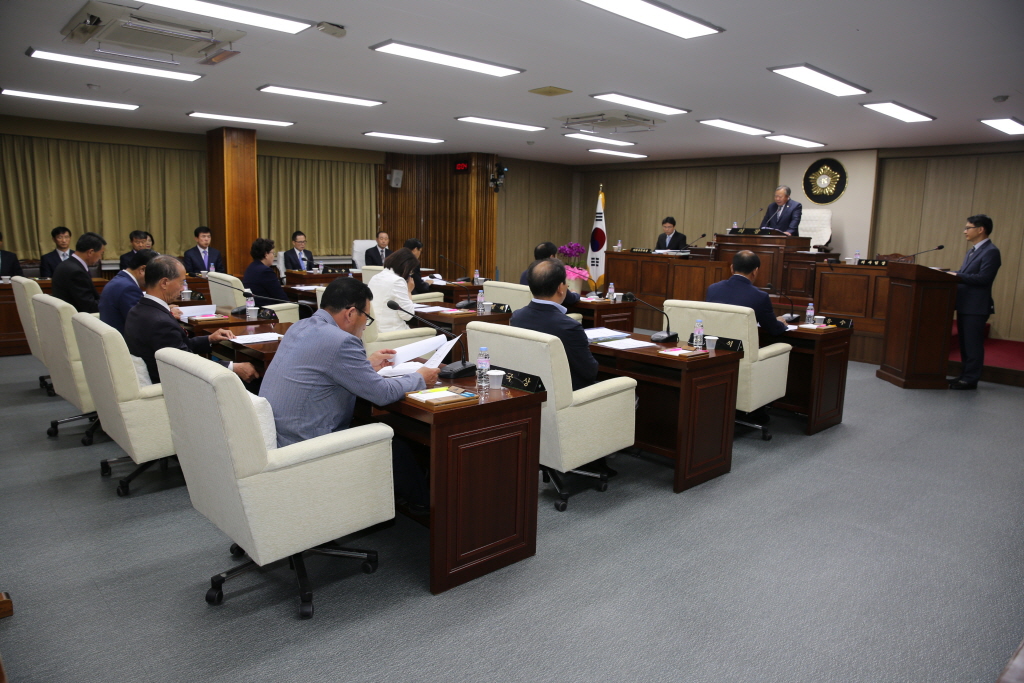 제221회 예산군의회(임시회) 제1차 본회의