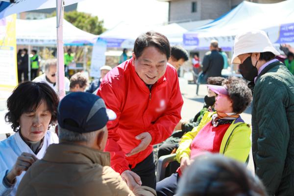 
                                    대술면 한마음 이동전문봉사의날